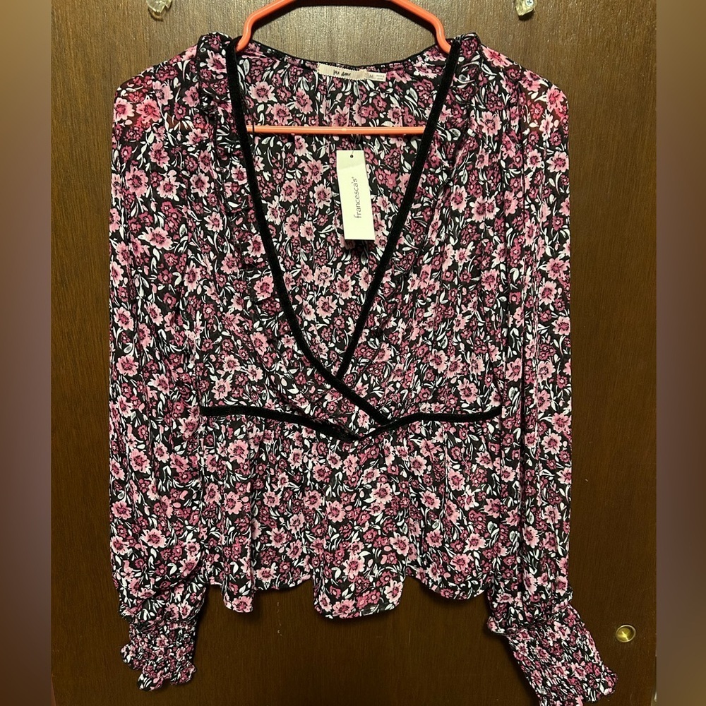 Francesca’s Floral Sheer Blouse Long Sleeve Medium NWT